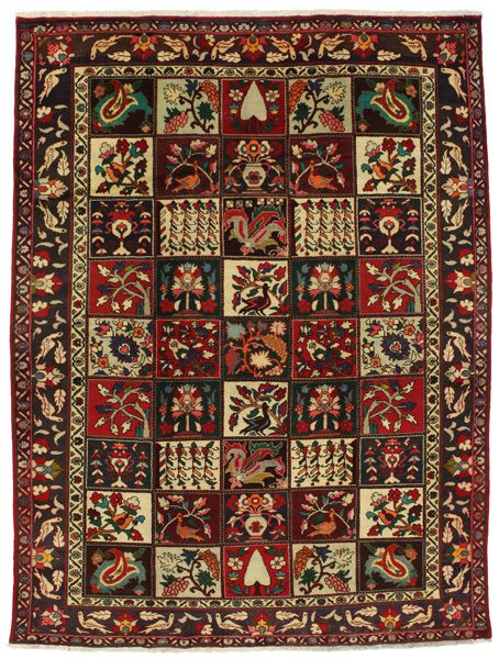 Bakhtiari Persian Rug 268x200
